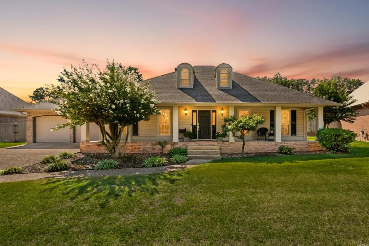 1045 Cambridge Circle, Benton, AR 72019 - Image #1