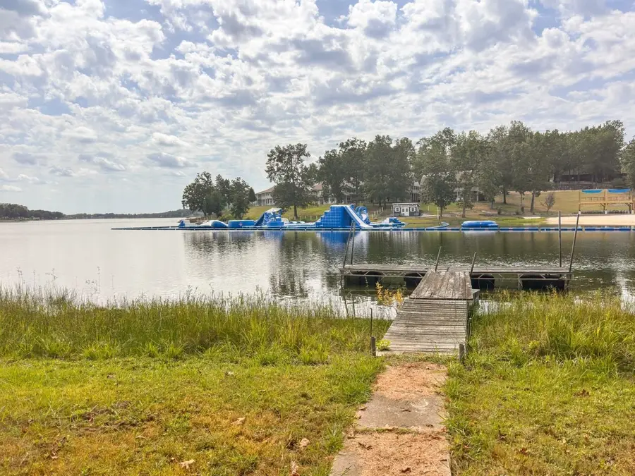 105 Emerald Lane, Horseshoe Bend, AR 72512 - Image #2