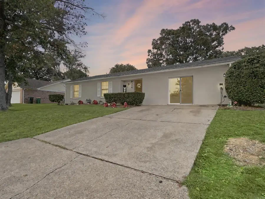 9314 Timber Valley Rd, Little Rock, AR 72204 - Image #2