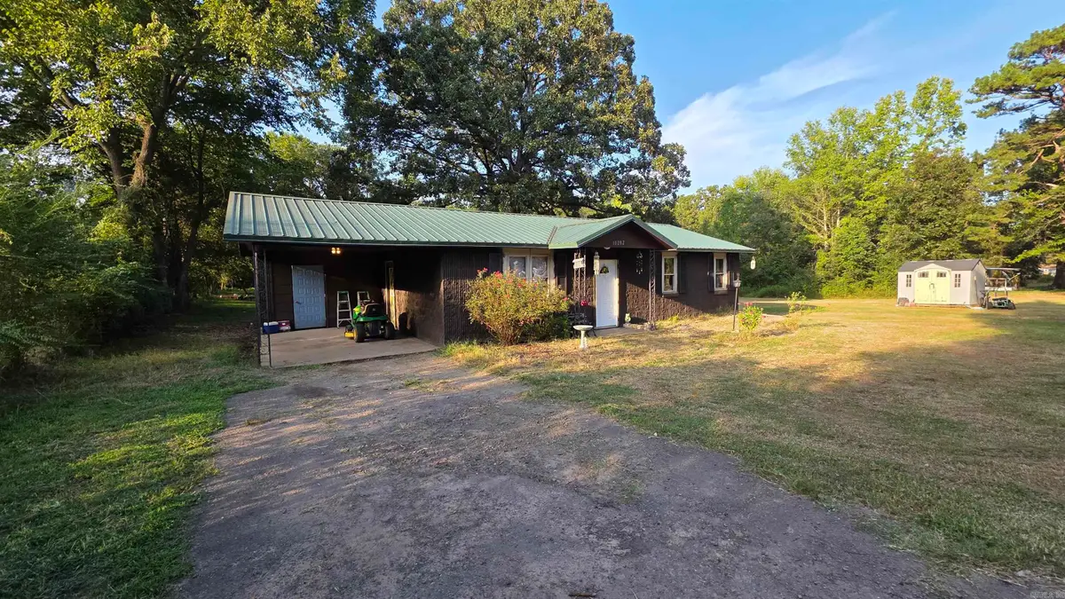 10282 Smith Ln Lane, Dardanelle, AR 72834 - Image #1