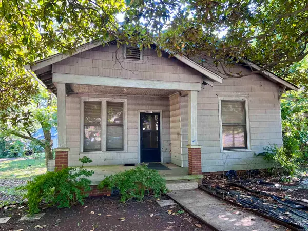 1113 W Grand Avenue, Hot Springs National Park, AR 71913