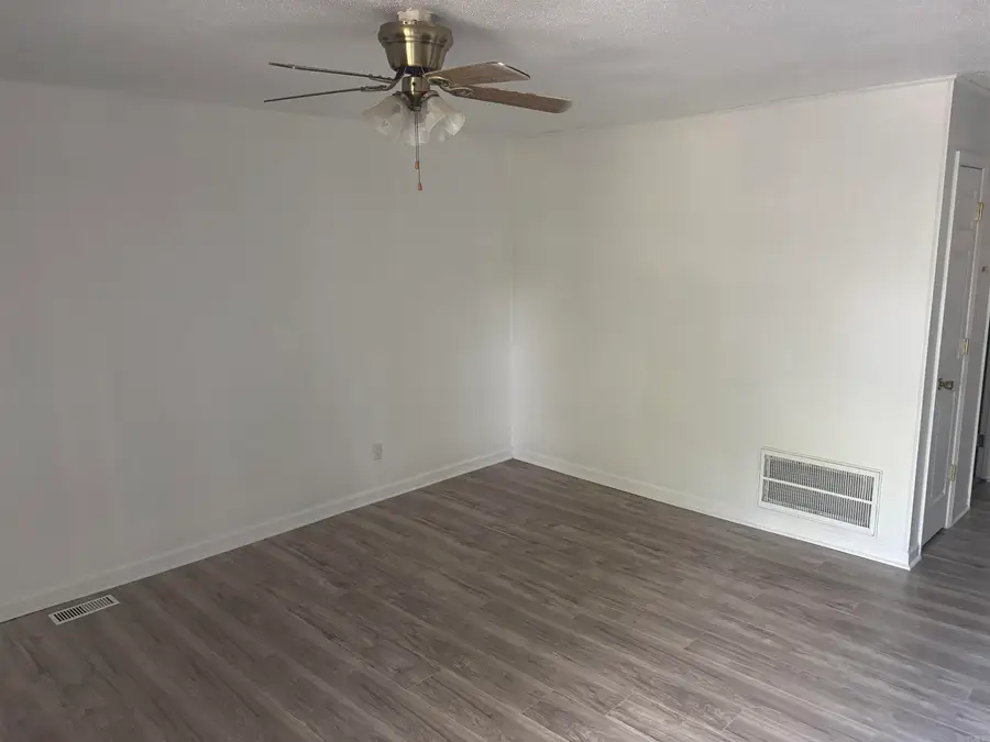 601 Dave Creek Pkwy #86, Fairfield Bay, AR 72088 - Image #2