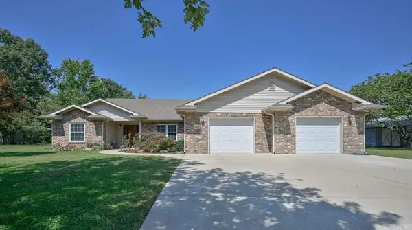 1309 Church Ave, Mena, AR 71953