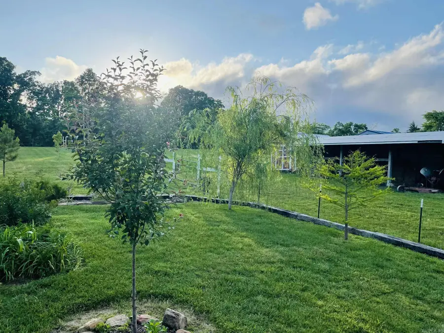 2462 Hilltop Road, Marshall, AR 72650 - Image #3