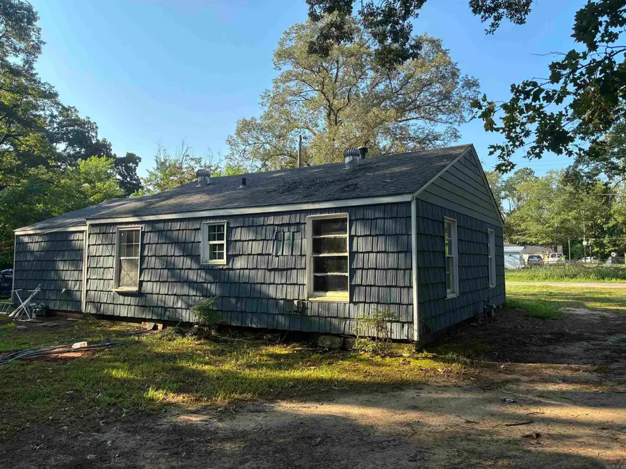 508 Haire St, Camden, AR 71701 - Image #2