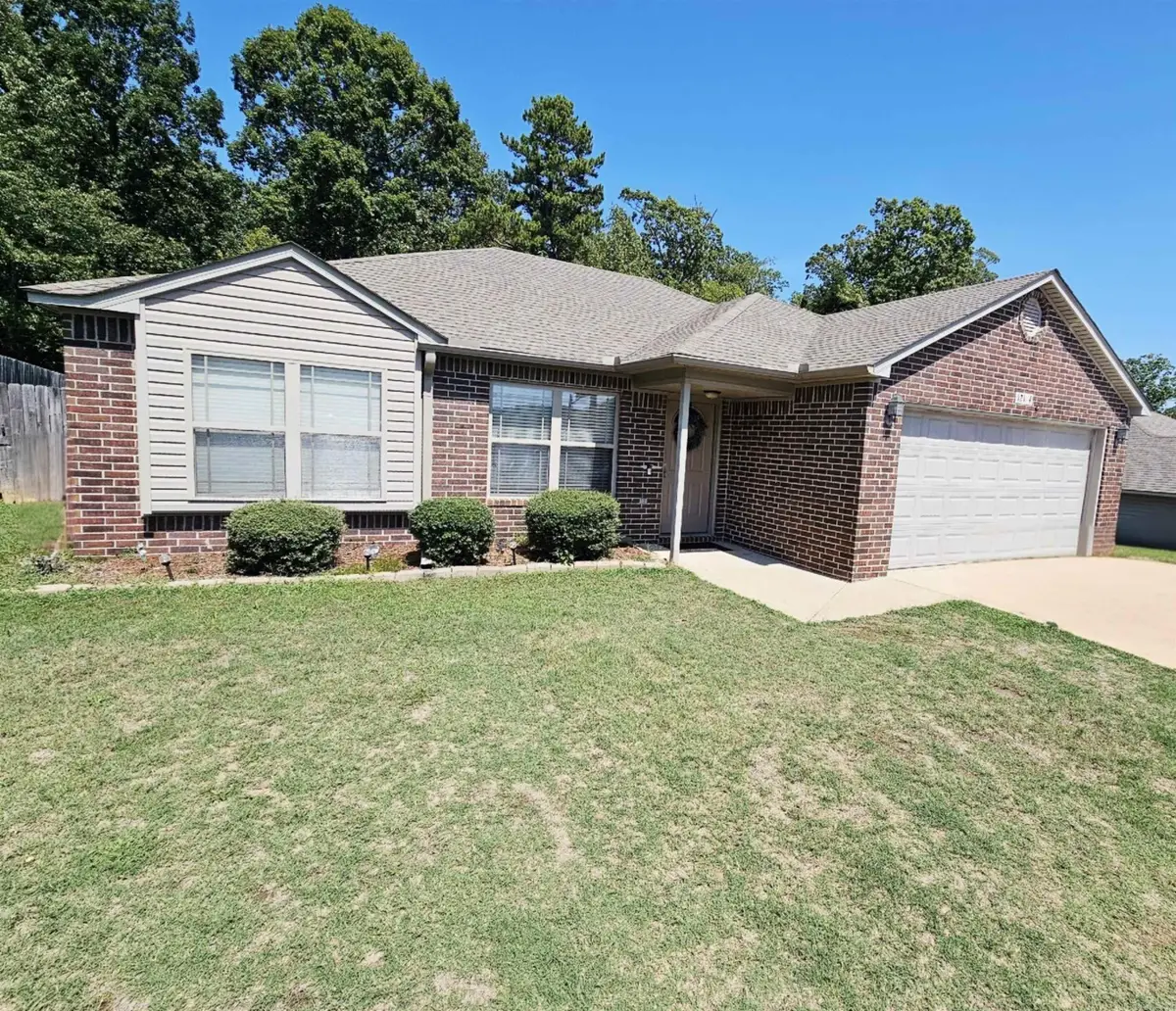 12104 Big Ridge Circle, Alexander, AR 72002 - Image #1