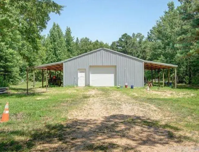97 Acorn Hollow Lane, Pine Bluff, AR 71603 - Image #3