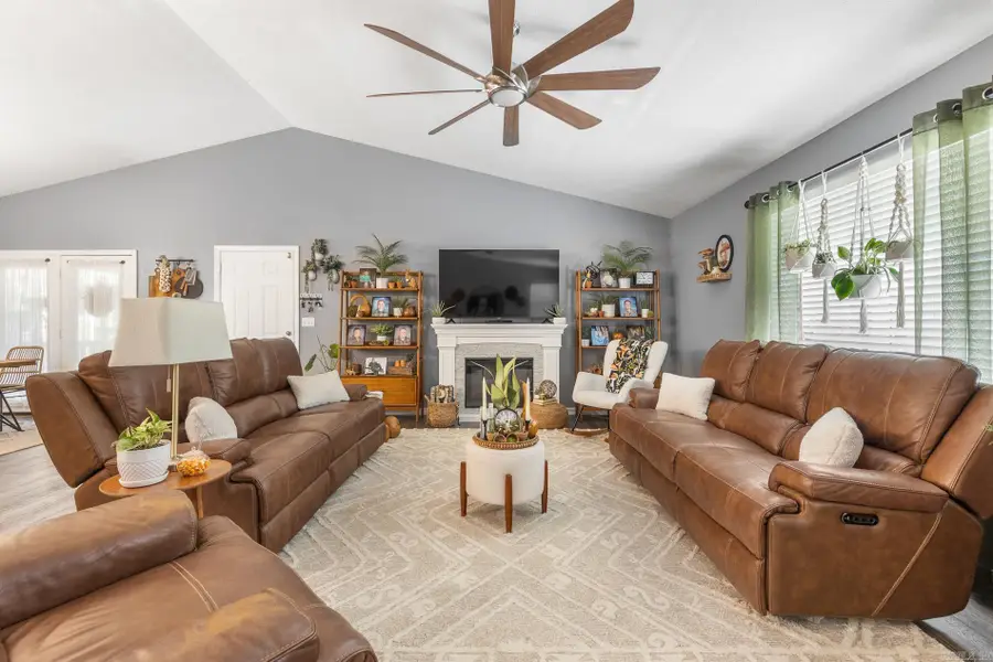 6080 Oak Leaf Drive, Harrison, AR 72601 - Image #3