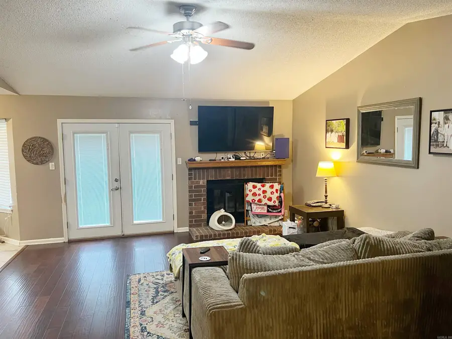 16 Independence Dr, White Hall, AR 71602 - Image #3