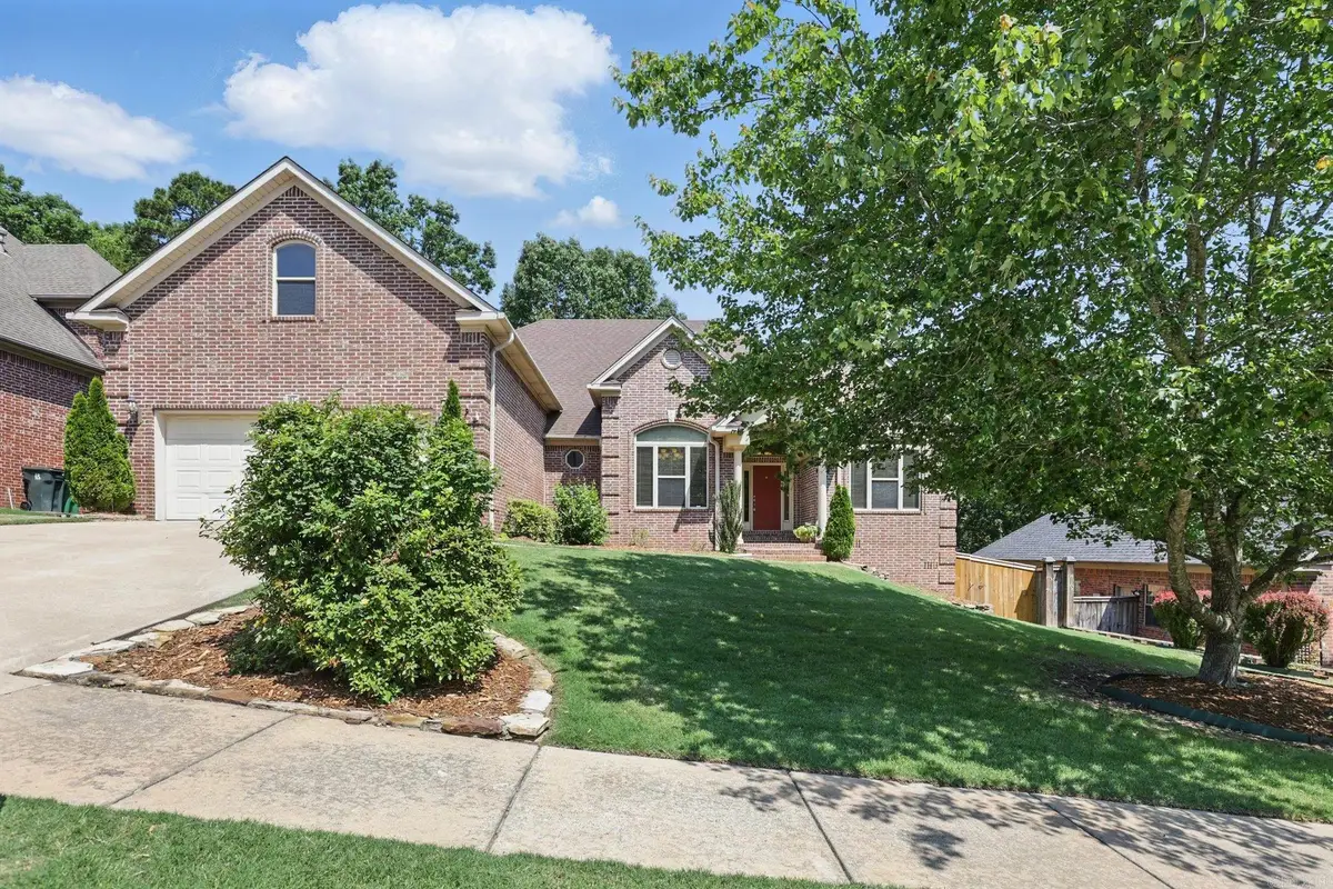 12 Woodfern Dr, Little Rock, AR 72211 - Image #1