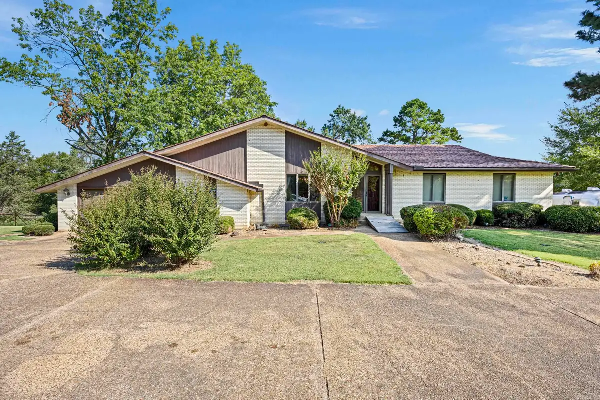 18015 E State Highway 28, Ola, AR 72853 - Image #1