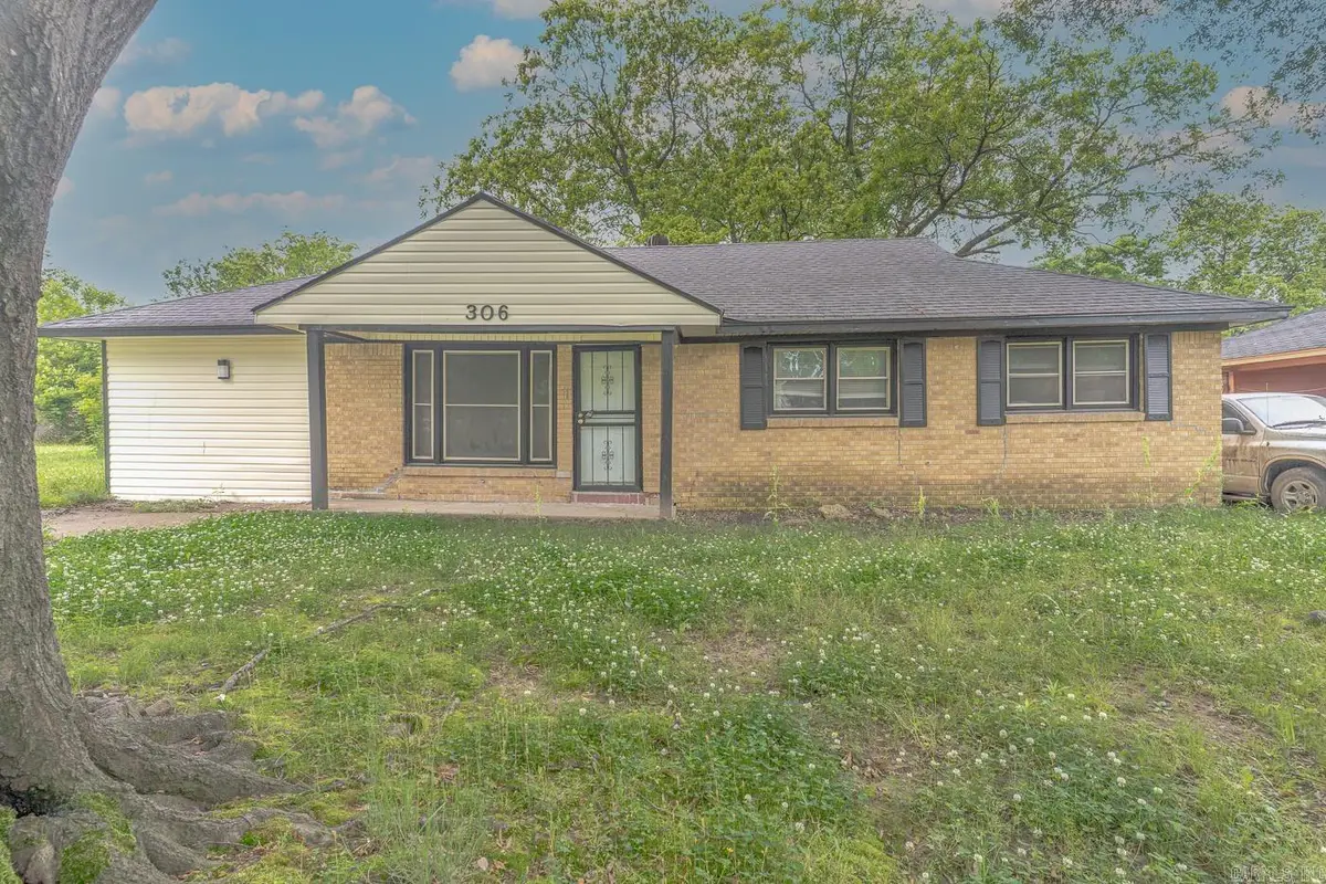 306 N 35th Street, West Memphis, AR 72301 - Image #1