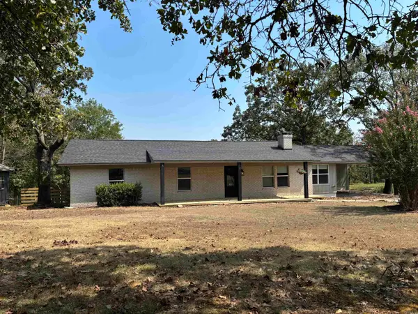 2 North Drive, Conway, AR 72034