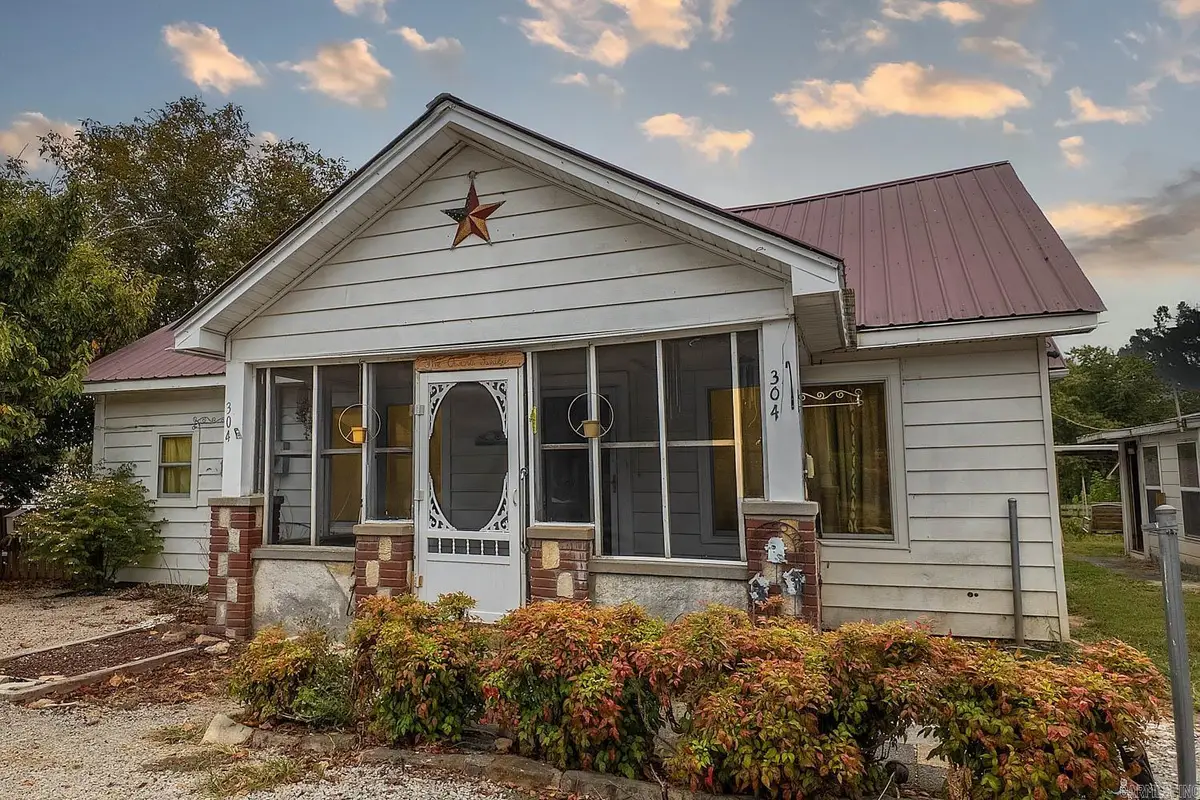 304 W Church Street, Salem, AR 72576 - Image #1