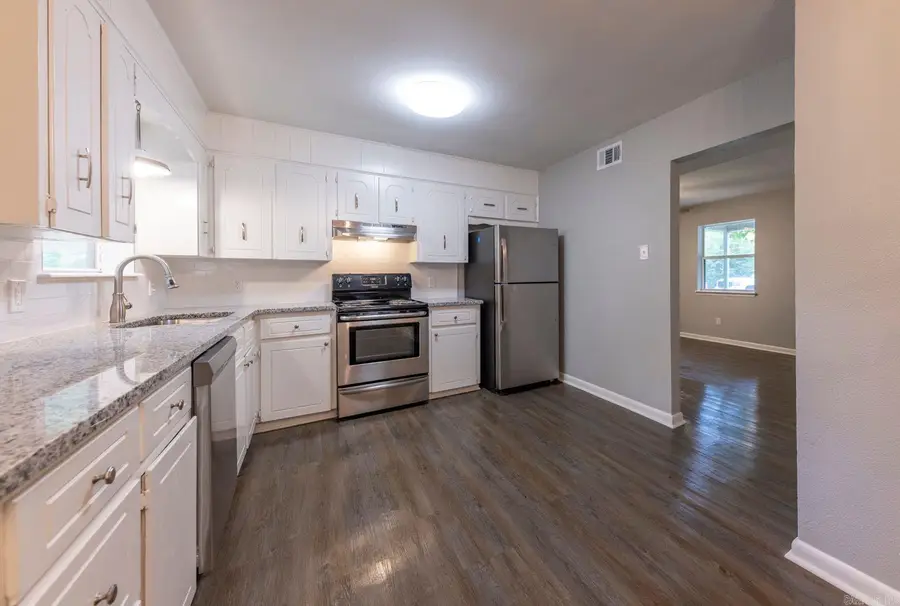 11 Cherry Court, Jacksonville, AR 72076 - Image #3