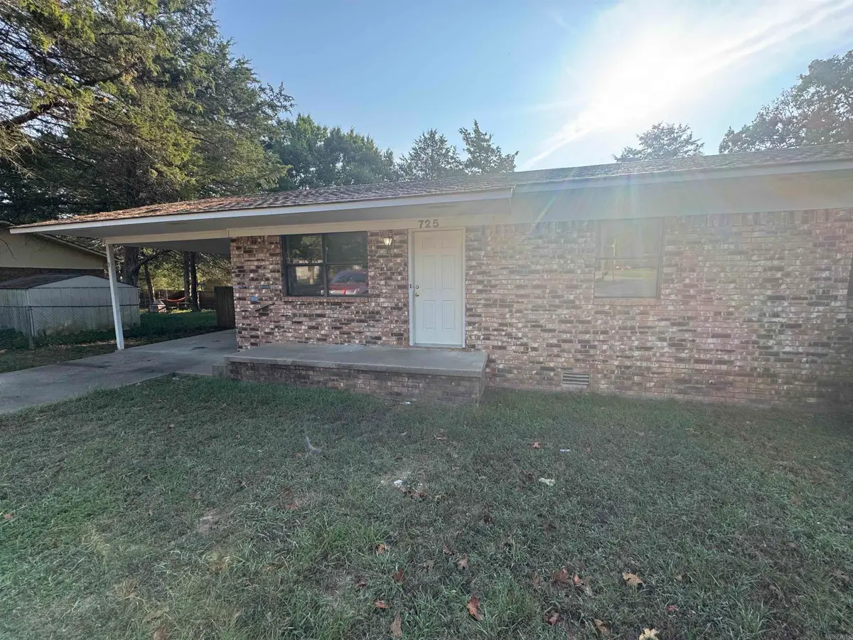 725 Spruce St, Heber Springs, AR 72543 - Image #1