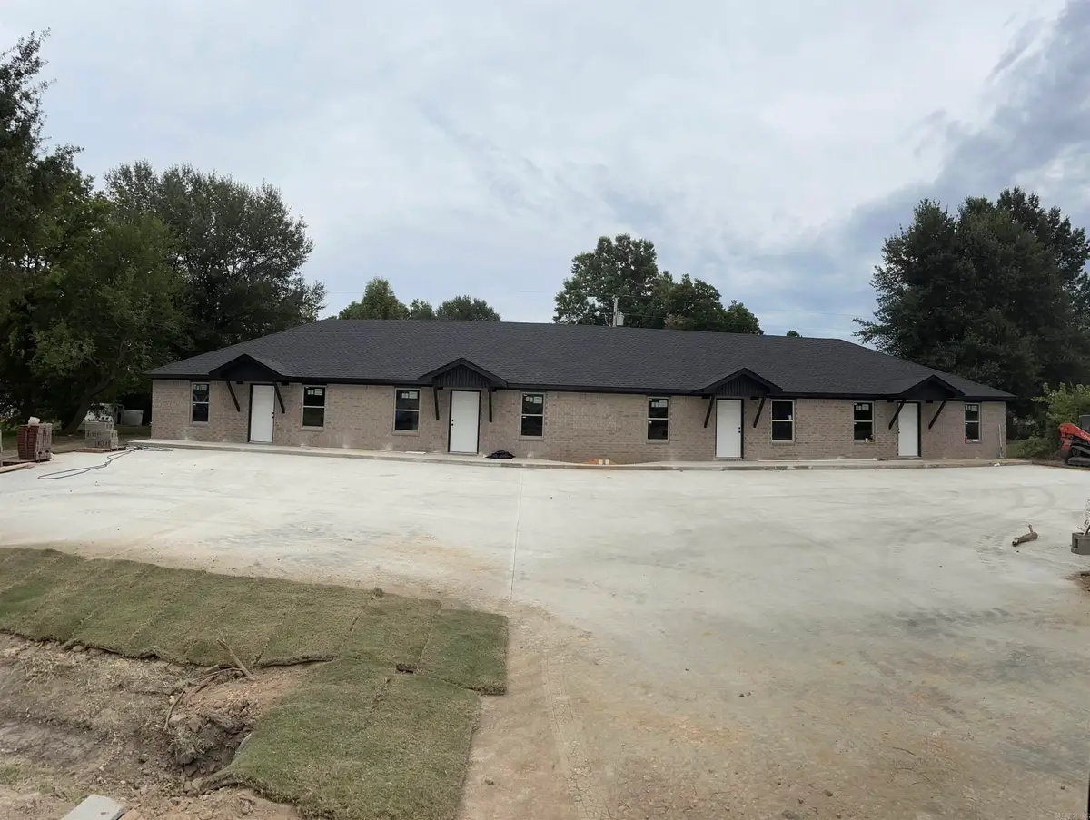 824 Ellis, Trumann, AR 72472 - #1
