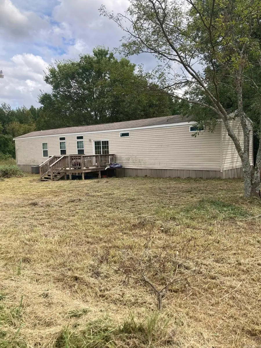 Address Withheld By Seller, Romance, AR 72136 - Image #2