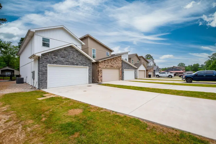 215 Long Beach Drive, Hot Springs, AR 71913 - Image #2