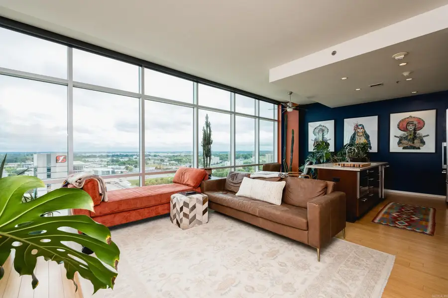 315 Rock Street #1706, Little Rock, AR 72202 - Image #2