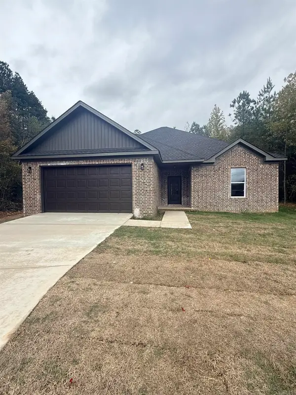 370 Meadow Creek Drive, Haskell, AR 72015