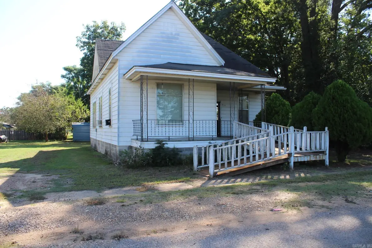 211 S Ansley Street, Nashville, AR 71852 - Image #1