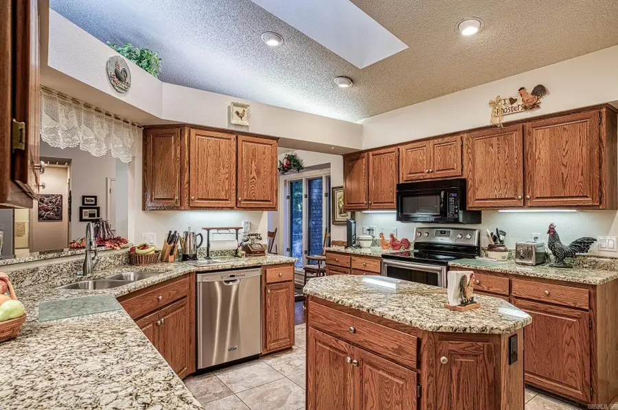 31 Promesa Lane, Hot Springs Village, AR 71909 - Image #3