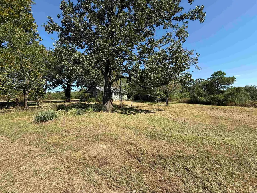 Address Withheld By Seller, Drasco, AR 72530 - Image #2