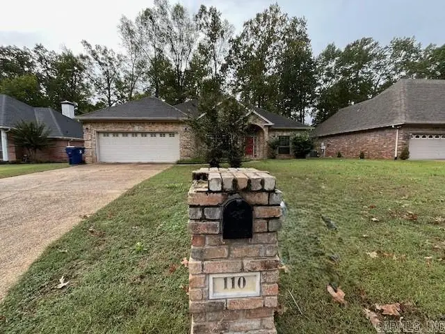 110 Montpellier Drive, Maumelle, AR 72113 - Image #1