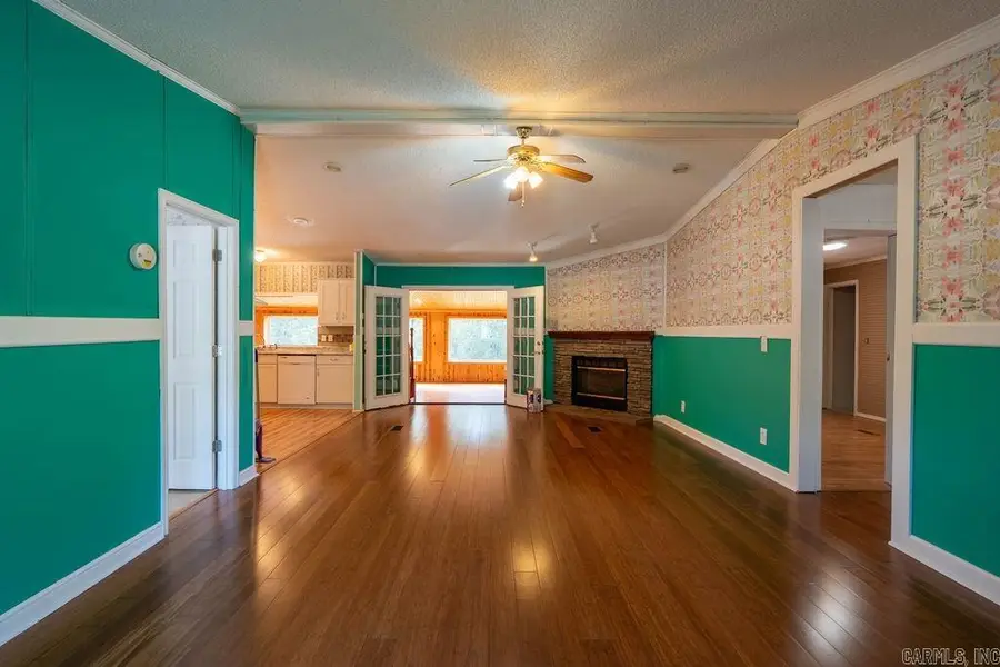 189 Wallace, Tumbling Shoals, AR 72581 - Image #2