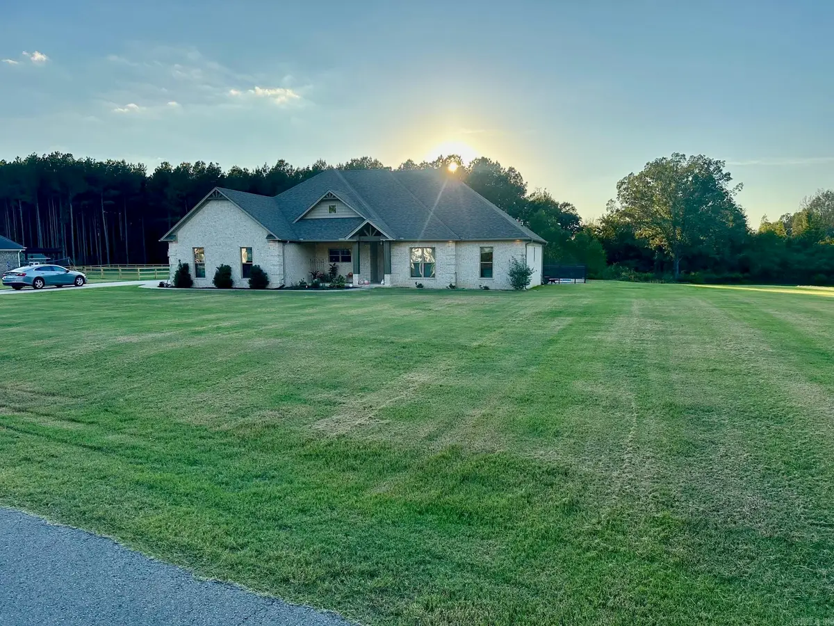 98 Paiger Lane, Greenbrier, AR 72058 - Image #1