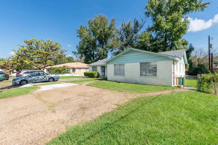 618 & 620 Newcastle Dr, Sherwood, AR 72120 - Image #3