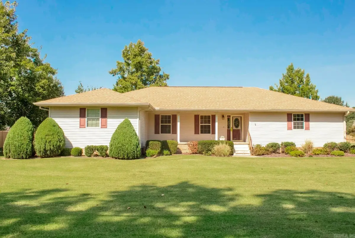 611 Pocahontas Rd, Walnut Ridge, AR 72476 - Image #1