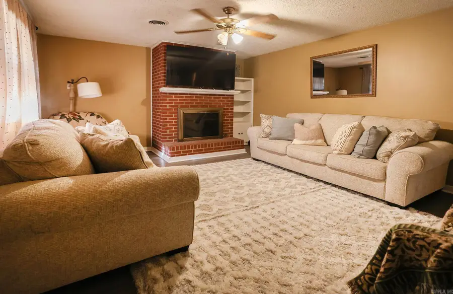 1308 Hillcrest Drive, Conway, AR 72034 - Image #3