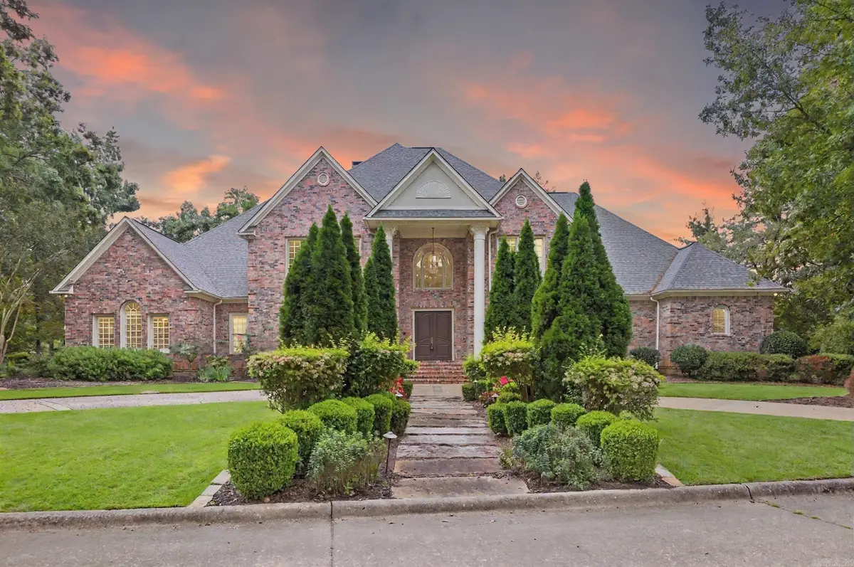 37 Chenal Circle, Little Rock, AR 72223 - Image #1