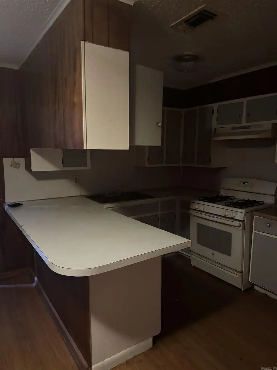 4308 W 14th Avenue, Pine Bluff, AR 71603 - Image #2