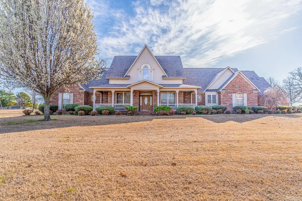 1300 N Locust Street, Newark, AR 72562 - Image #1