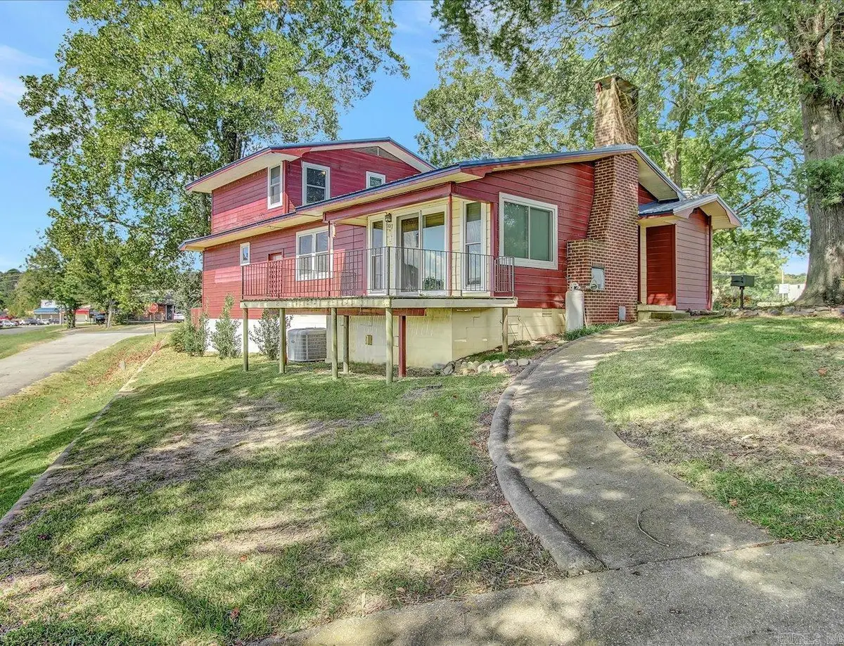 1013 Lakeside Drive, Mena, AR 71953 - Image #1