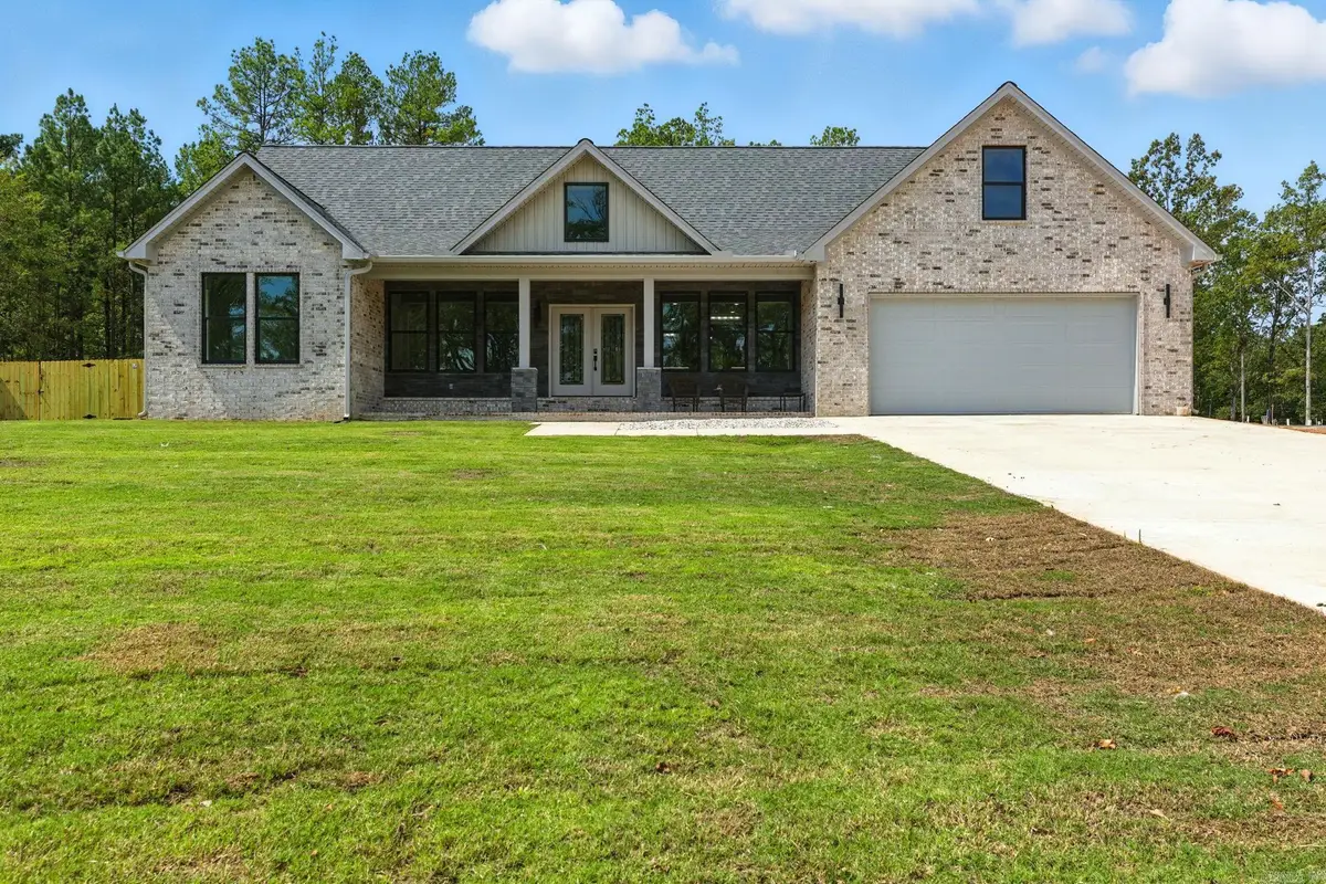 1008 Parkside Drive, Redfield, AR 72132 - Image #1