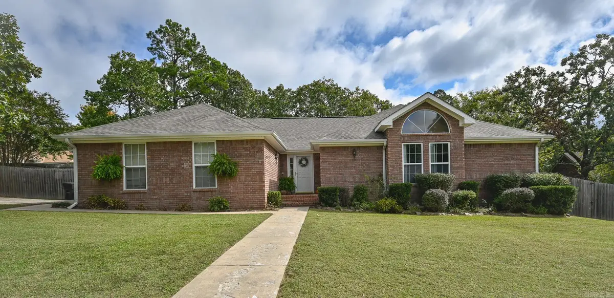 1101 Redbud Drive, Mena, AR 71953 - Image #1