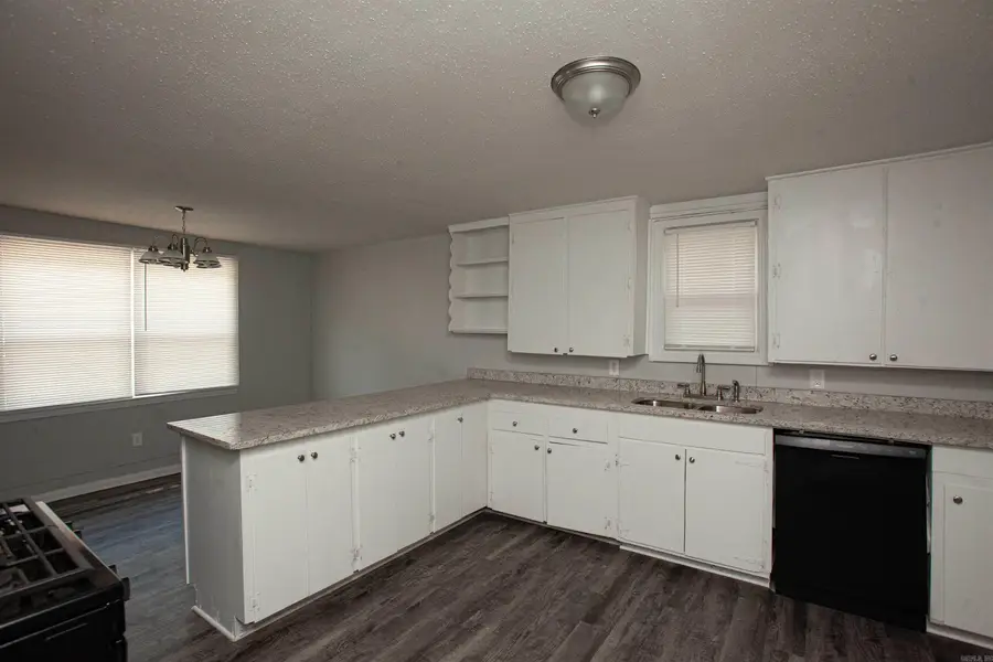 8920 W 37th Street, Little Rock, AR 72204 - Image #3