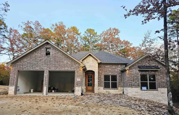 4 Acambaro Place, Hot Springs Village, AR 71909