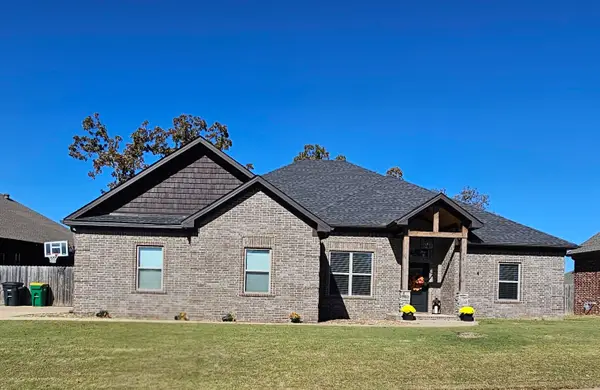 8416 E Woodruff Avenue, Sherwood, AR 72120