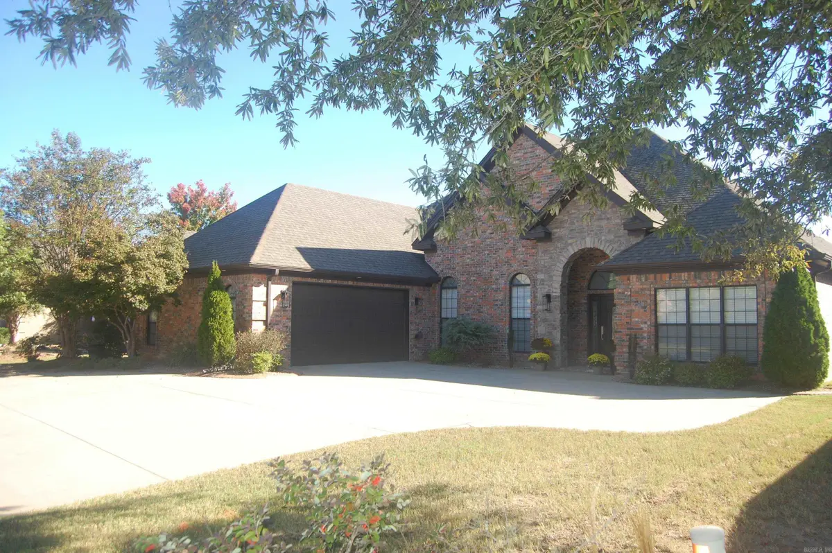 14 Bouriese Circle, Maumelle, AR 72113 - Image #1