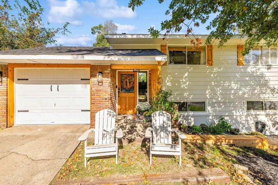 6 White Oak Circle, Little Rock, AR 72227 - Image #2