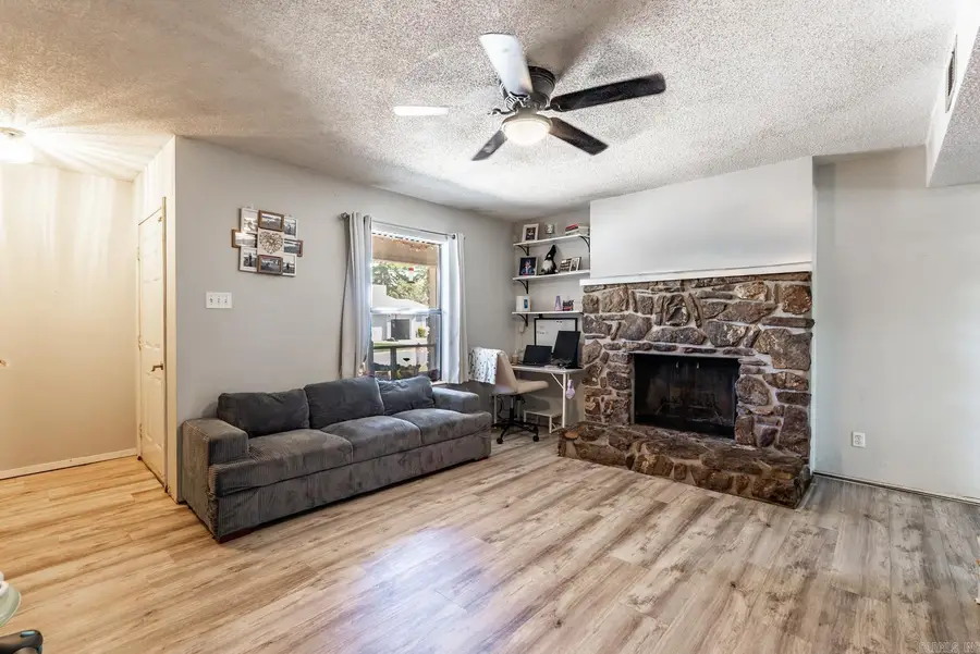 31 Kingspark Drive, Maumelle, AR 72113 - Image #3