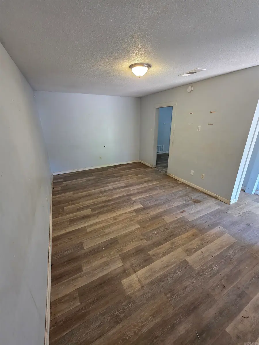 5917 Chaucer Ln, Little Rock, AR 72209 - Image #3