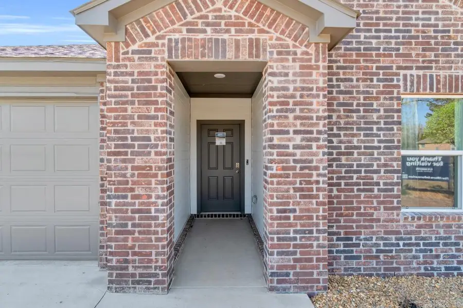 110 E Sunbelt Court, Mayflower, AR 72106 - Image #2