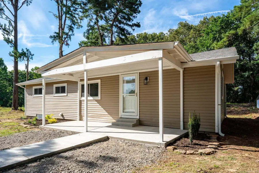 55 Church Cir, Greenbrier, AR 72058 - Image #2