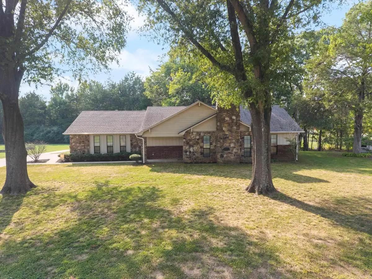 3 New Oxford Road, Conway, AR 72034 - Image #1